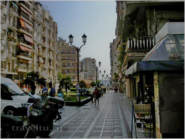 Улица в Салониках