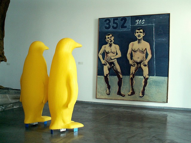 пингвины в музее