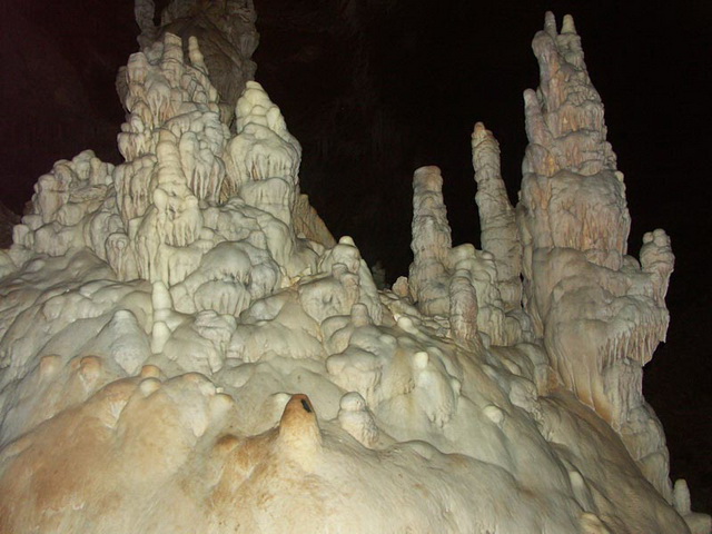 Cavern Pelekita
